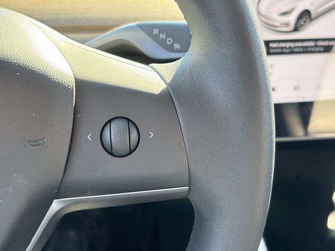 Used 2020 Tesla Model 3 Long Range image 18