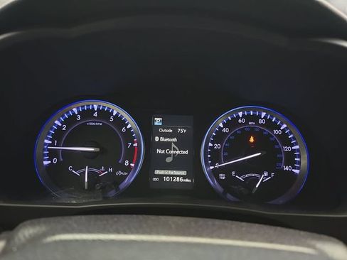 Used 2019 Toyota Highlander Limited FWD image 19