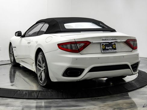 Used 2018 Maserati GranTurismo Sport image 12
