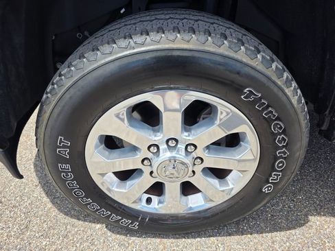 Used 2023 RAM 2500 Laramie AWD/4WD image 12