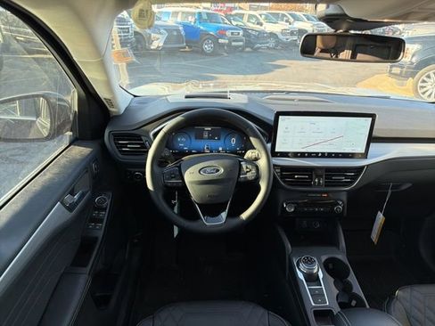 Used 2024 Ford Escape PHEV w/ PHEV Premium Package image 37