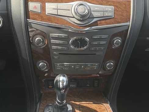 Used 2017 INFINITI QX80 2WD w/ Driver Assistance Package image 15