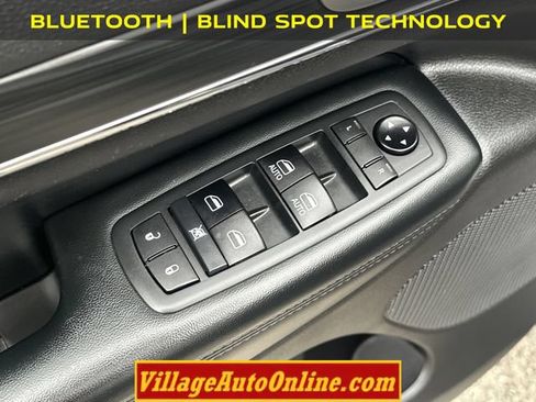 Used 2020 Jeep Grand Cherokee Limited w/ Luxury Group II AWD/4WD image 11