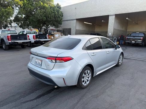 Used 2024 Toyota Corolla LE FWD image 3