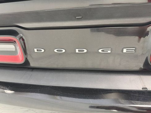 Used 2019 Dodge Challenger SXT w/ Plus Package image 33