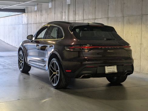 New 2026 Porsche Macan image 3