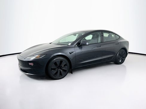 Used 2024 Tesla Model 3 RWD image 3