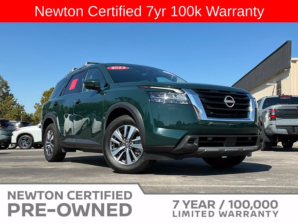Used 2023 Nissan Pathfinder SL AWD/4WD image 29