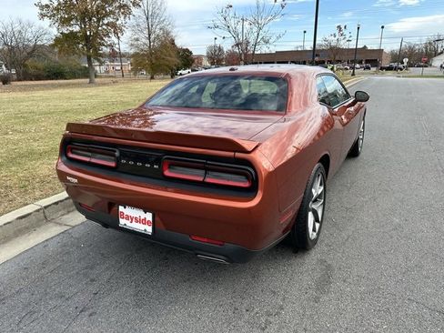 Used 2022 Dodge Challenger GT image 19