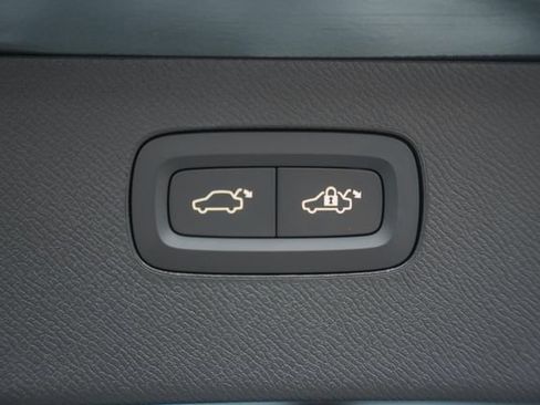 New 2027 Volvo XC90 B6 Plus AWD/4WD image 10
