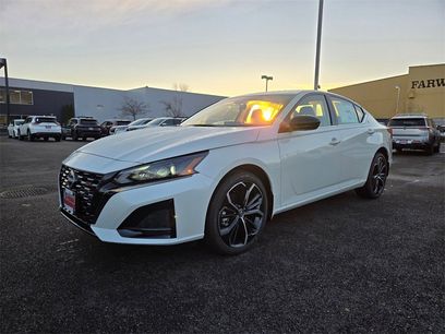 New 2025 Nissan Altima 2.5 SR w/ SR Premium Package