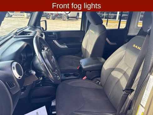 Used 2015 Jeep Wrangler Unlimited Sahara w/ Connectivity Group AWD/4WD image 14