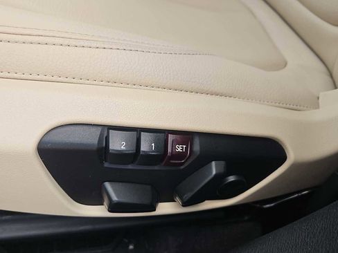 Used 2018 BMW X1 sDrive28i image 14