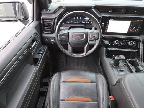 Used 2024 GMC Sierra 1500 AT4 w/ Technology Package image 30