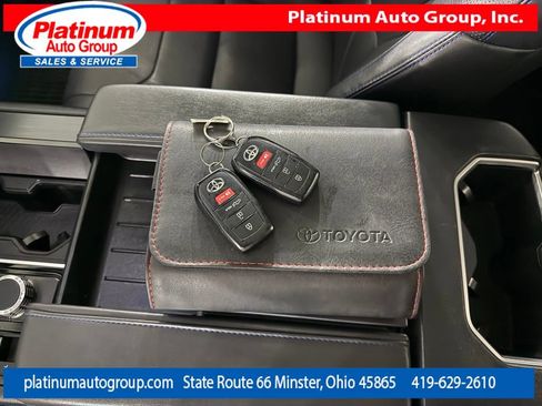 Used 2023 Toyota Tundra Platinum w/ Advanced Package AWD/4WD image 28