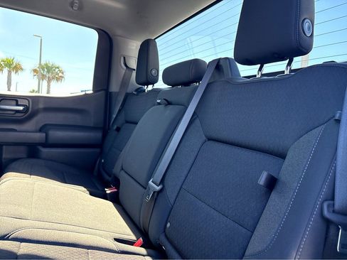 Certified 2023 Chevrolet Silverado 1500 Custom image 16