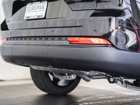 New 2025 Jeep Grand Cherokee image 8