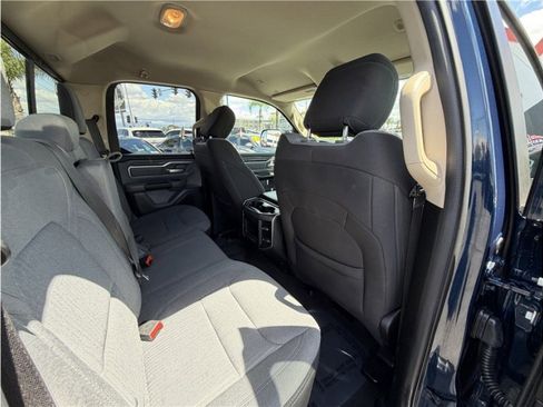 Used 2019 RAM 1500 Big Horn RWD image 27
