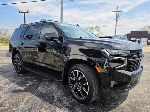 Used 2024 Chevrolet Tahoe RST w/ Luxury Package image 3