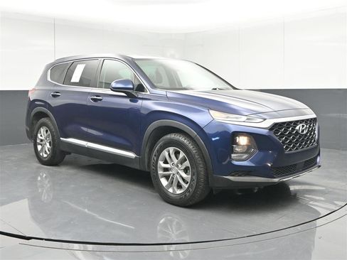 Used 2019 Hyundai Santa Fe SE image 3