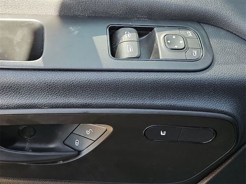 Used 2025 Mercedes-Benz Sprinter 2500 image 20