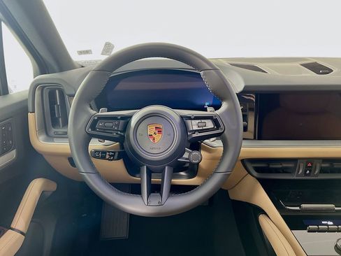 New 2026 Porsche Cayenne Base image 25