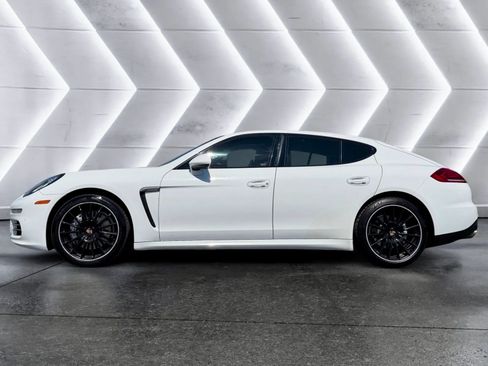 Used 2015 Porsche Panamera 4S AWD/4WD image 5