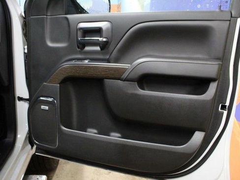 Used 2018 GMC Sierra 1500 Denali image 10