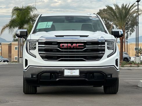 Used 2025 GMC Sierra 1500 SLT image 9