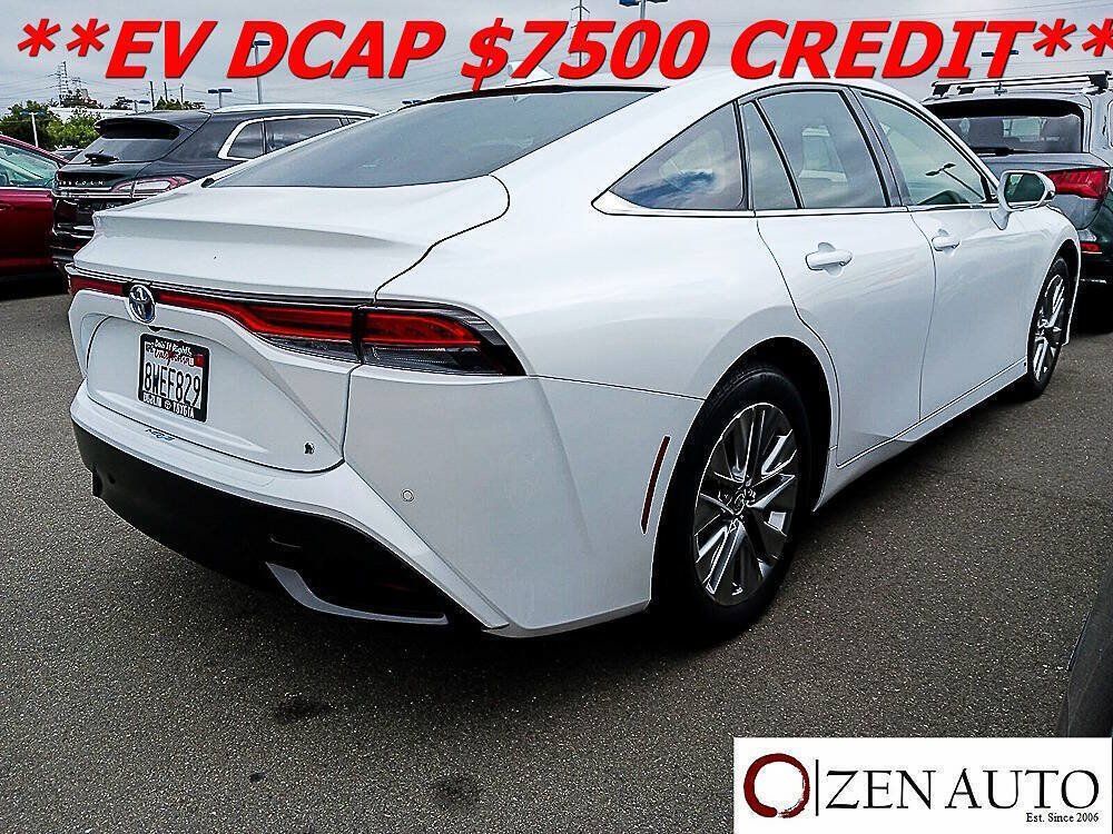 Used 2021 Toyota Mirai w/ Advanced Technology Package RWD image 3