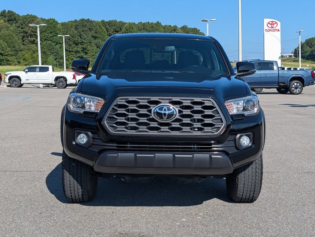 Used 2023 Toyota Tacoma TRD Off-Road AWD/4WD image 8