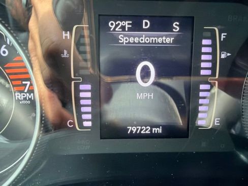 Used 2019 Jeep Cherokee Latitude w/ Popular Appearance Group FWD image 11