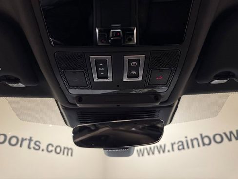 Used 2025 Jaguar F-PACE R-Dynamic S image 20