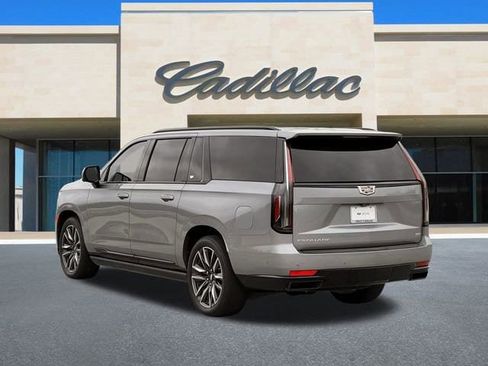 Certified 2023 Cadillac Escalade ESV Sport w/ Touring Package image 9