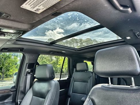 Certified 2022 Chevrolet Tahoe LT w/ Luxury Package RWD image 19
