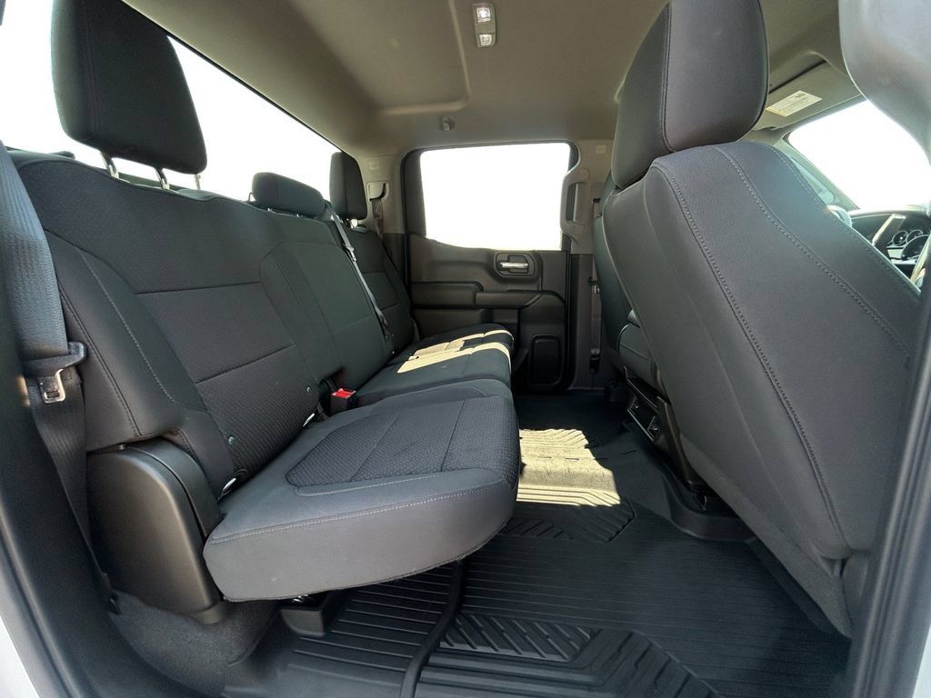 Used 2020 Chevrolet Silverado 1500 Custom Trail Boss w/ Custom Convenience Package AWD/4WD image 18