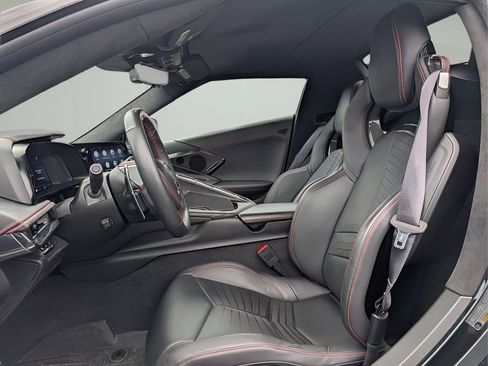 Used 2023 Chevrolet Corvette Stingray Premium Conv w/ Z51 Performance Package image 11