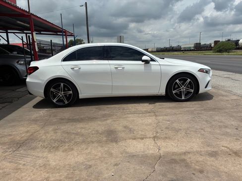 Used 2019 Mercedes-Benz A 220 image 10