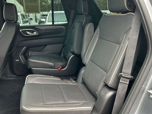 Used 2022 GMC Yukon SLT w/ SLT Luxury Package image 13