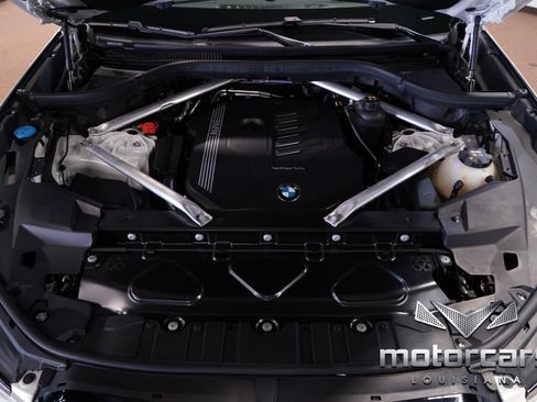 Used 2021 BMW X5 xDrive40i w/ M Sport Package image 24