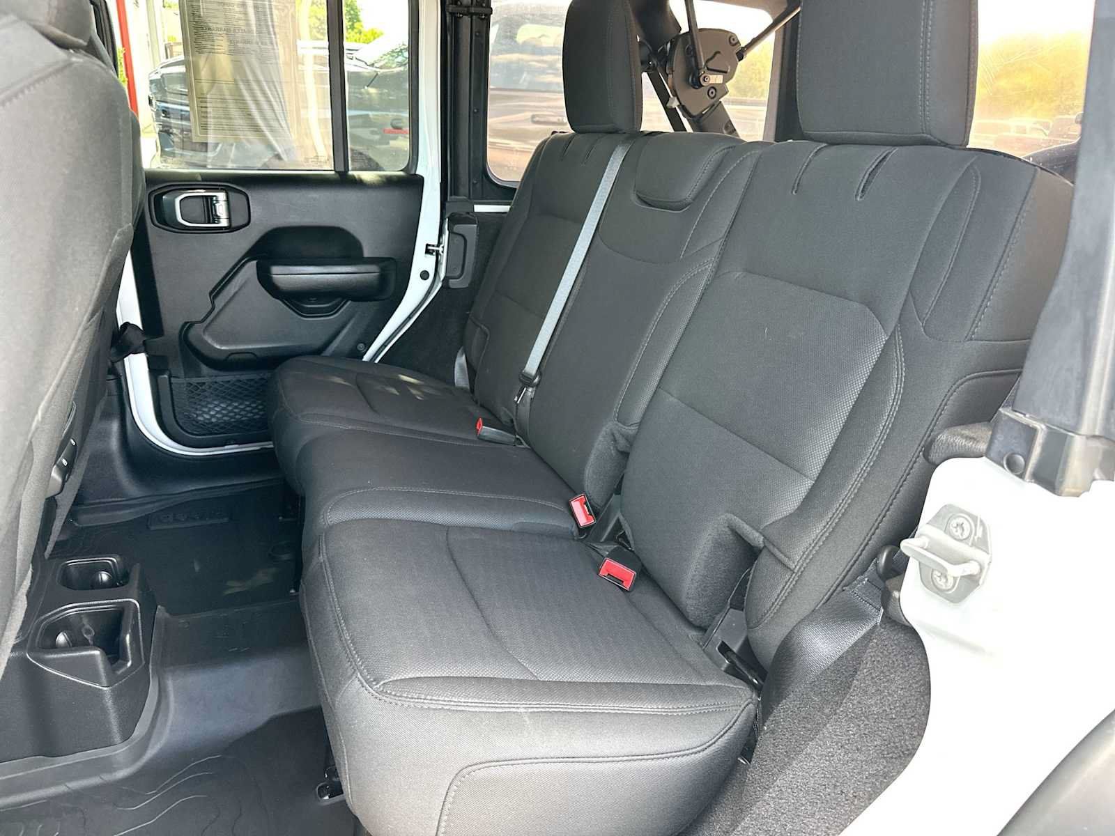 Used 2023 Jeep Wrangler Unlimited Sport AWD/4WD image 23