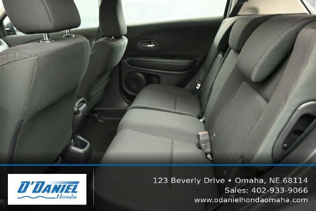 Used 2018 Honda HR-V LX image 36