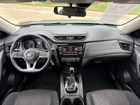 Used 2019 Nissan Rogue S w/ Special Edition Package FWD image 24