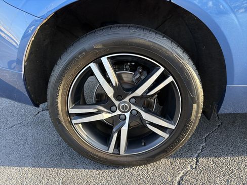 Used 2021 Volvo XC60 T5 R-Design image 16