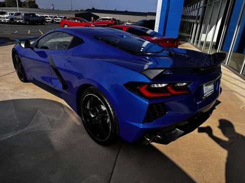 Used 2020 Chevrolet Corvette Stingray Preferred Cpe w/ 2LT Preferred Equipment Group image 4