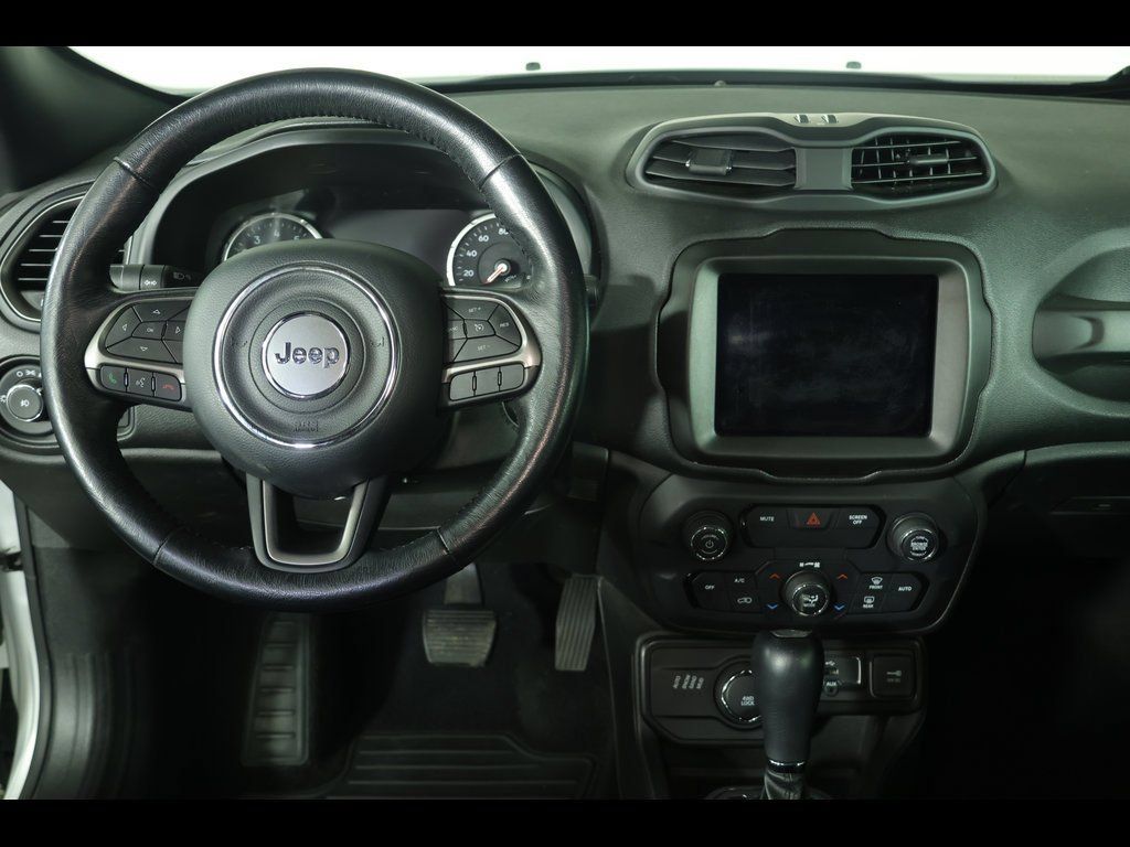 Used 2020 Jeep Renegade Altitude AWD/4WD image 13