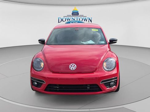 Used 2016 Volkswagen Beetle R-Line SE FWD image 8