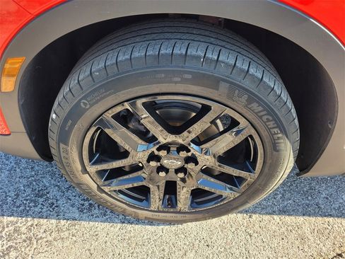 Certified 2024 Chevrolet Blazer LT w/ Convenience Package image 20