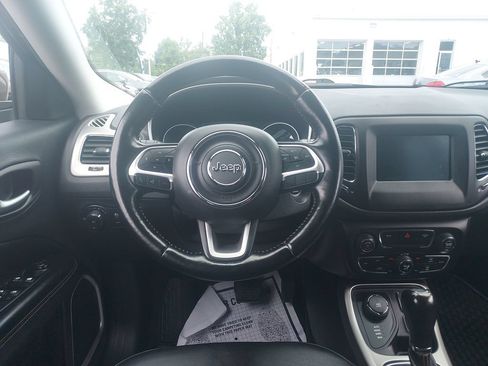 Used 2021 Jeep Compass Latitude w/ Convenience Group AWD/4WD image 10