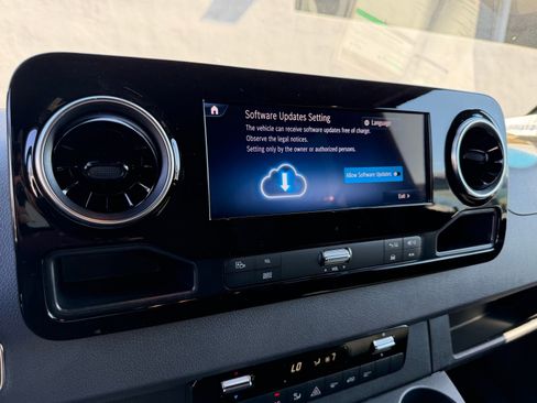 New 2025 Mercedes-Benz Sprinter 3500 image 28